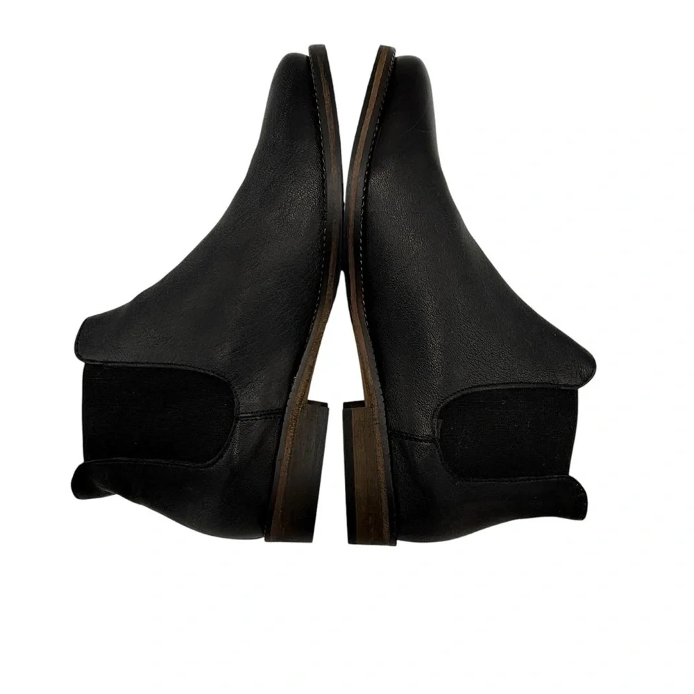 Gidigio Classic Black Ankle Boots